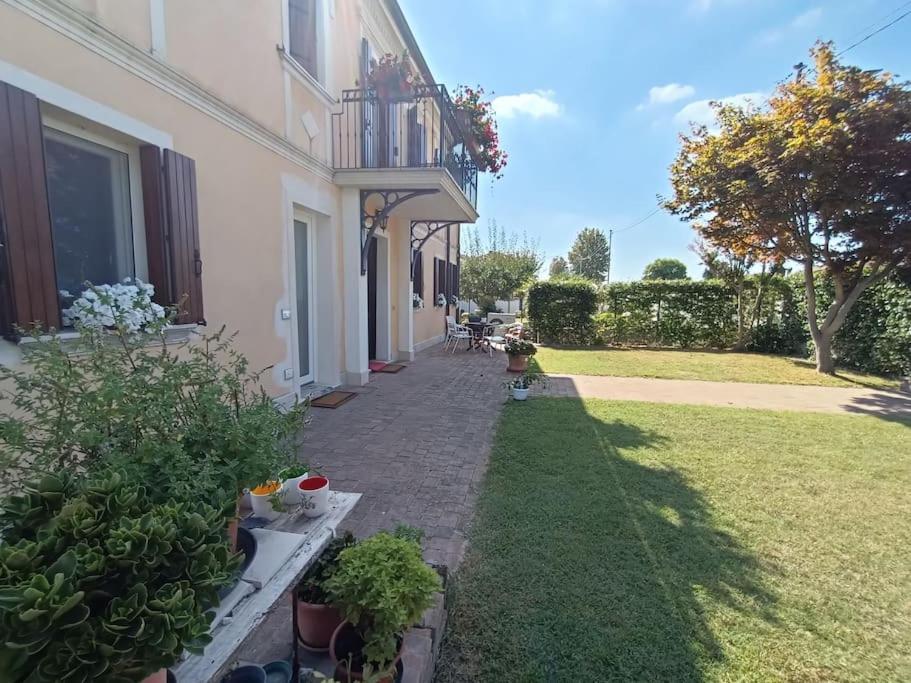 B&B We Care Appartamento Lendinara Zewnętrze zdjęcie
