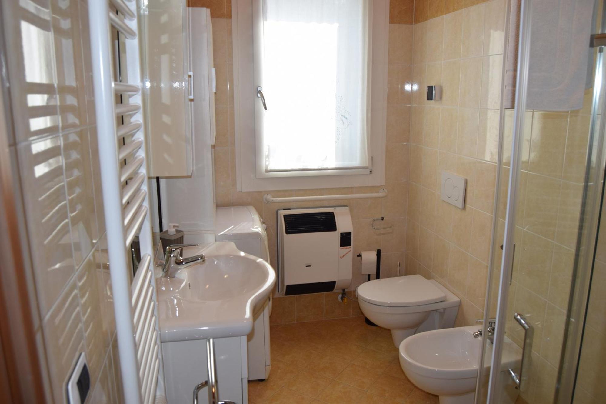 B&B We Care Appartamento Lendinara Zewnętrze zdjęcie